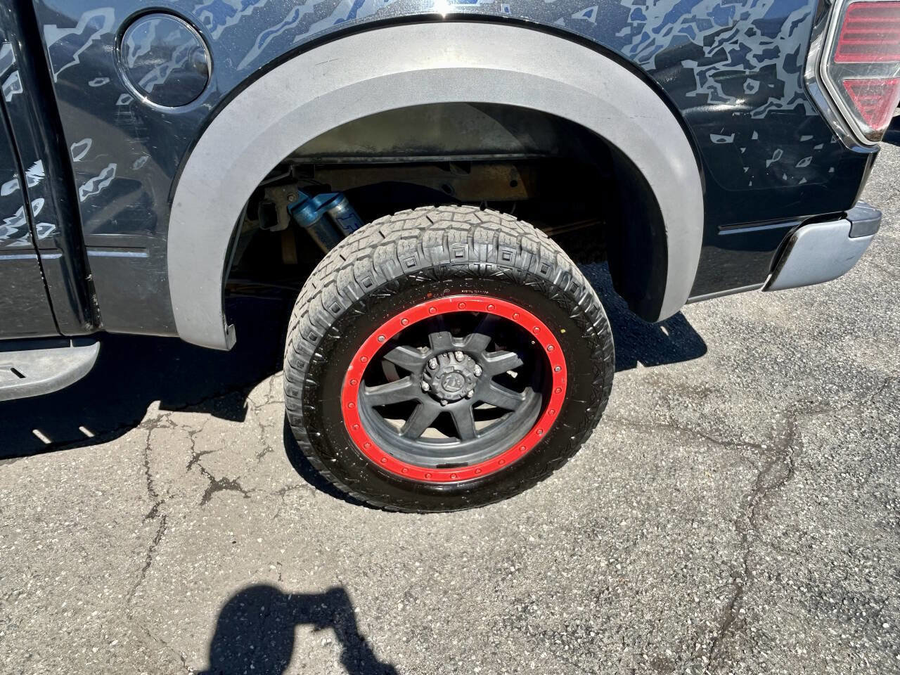 Used 2011 Ford F150 Raptor w/ Raptor Luxury Pkg image 33