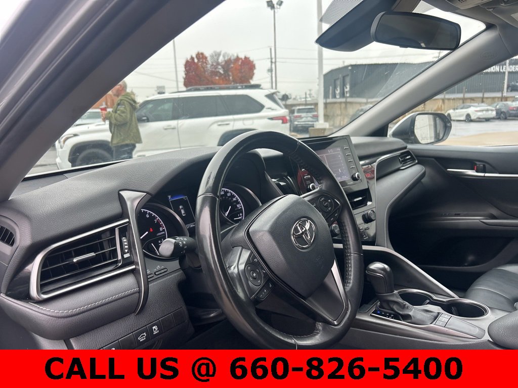 Used 2023 Toyota Camry SE image 12