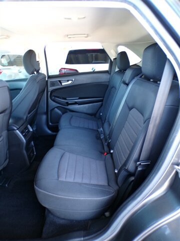 Used 2015 Ford Edge SE FWD image 20
