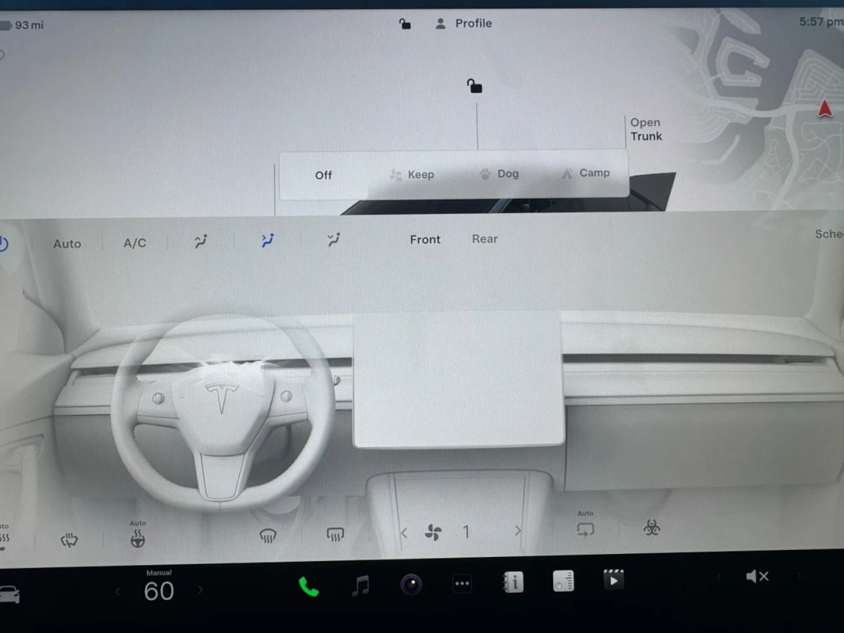 Used 2024 Tesla Model Y Performance AWD/4WD image 19