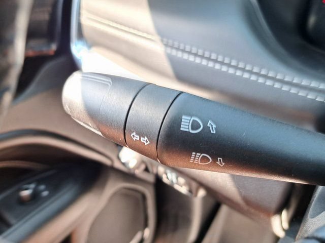 Used 2023 Jeep Compass High Altitude w/ Driver Assist Group I AWD/4WD image 12