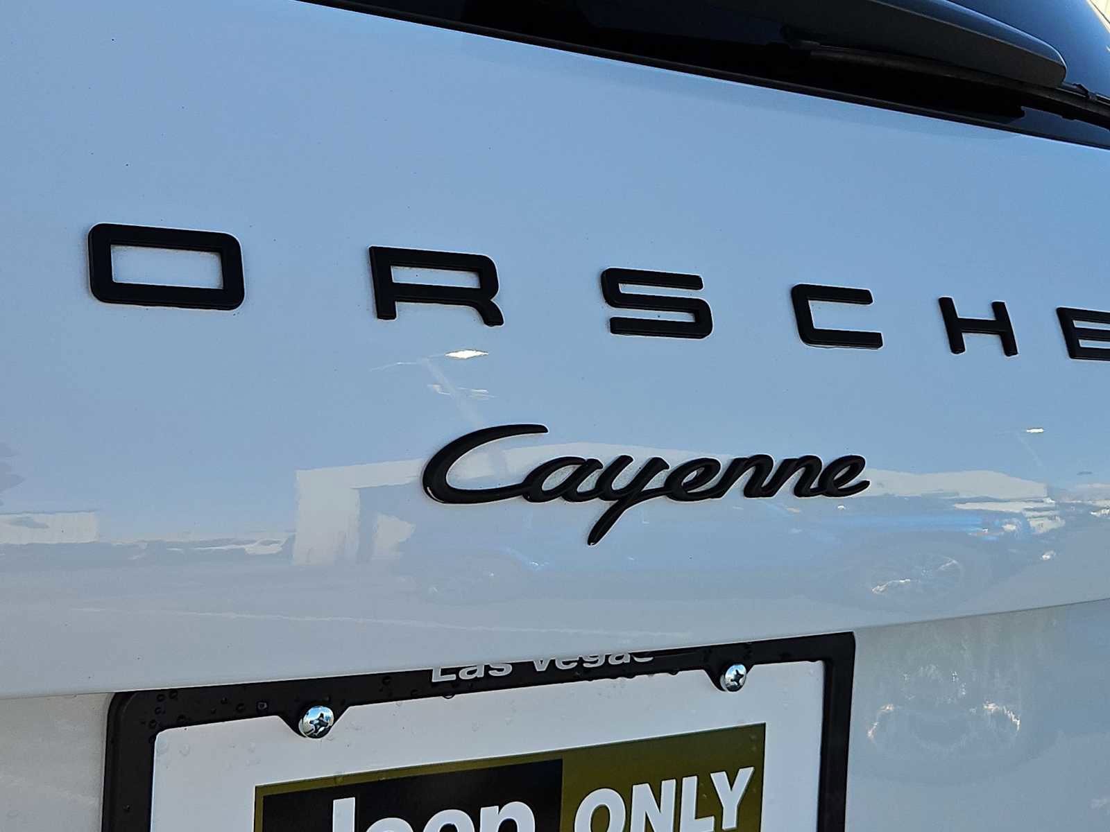 Used 2017 Porsche Cayenne image 13