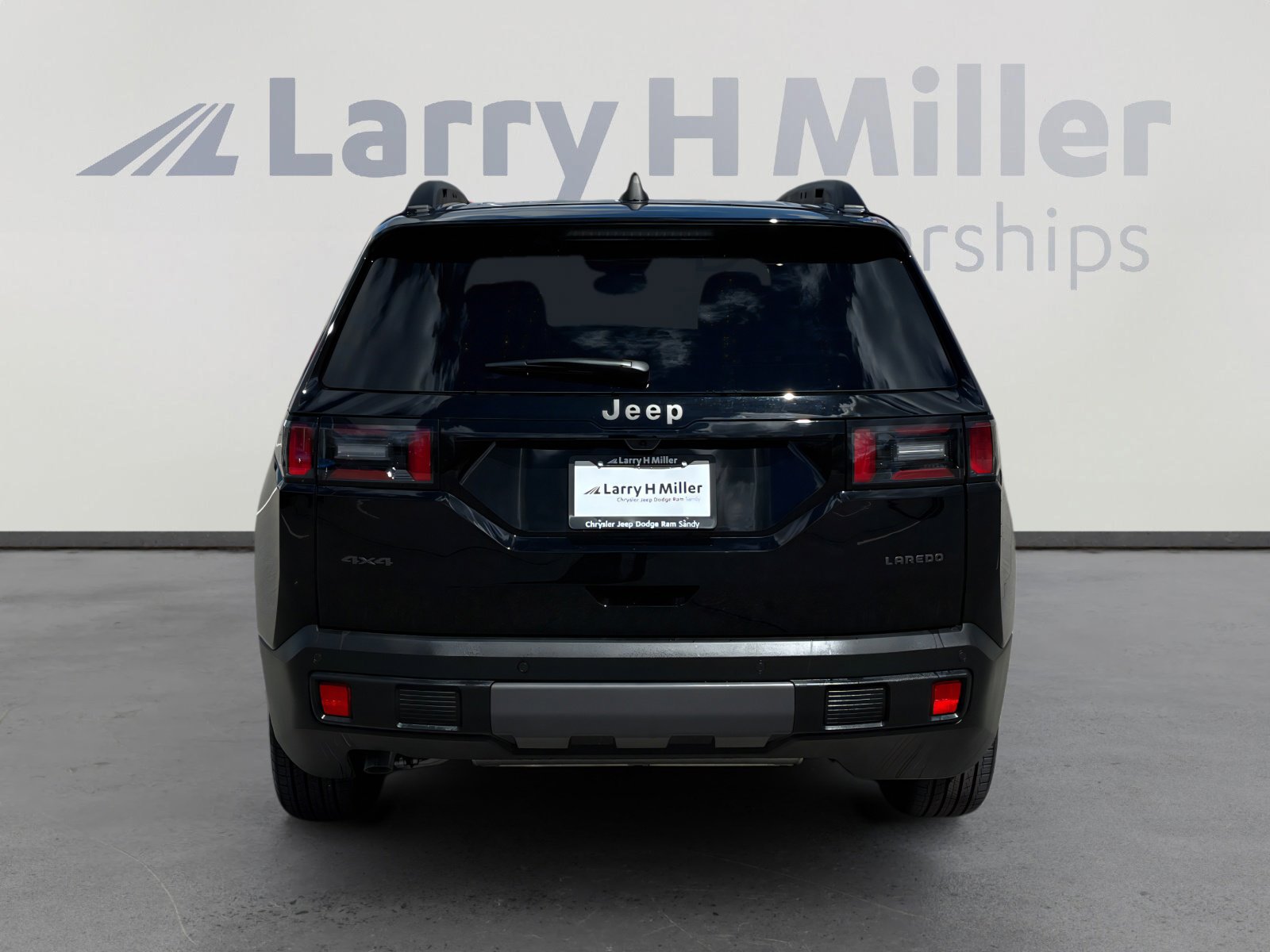 New 2026 Jeep Cherokee Laredo AWD/4WD image 4