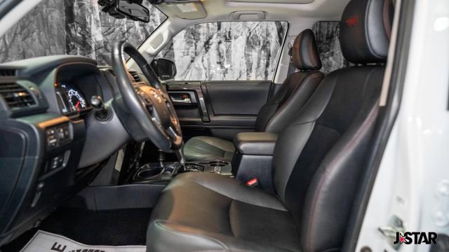 Used 2024 Toyota 4Runner TRD Off-Road Premium w/ Moonroof Package image 3