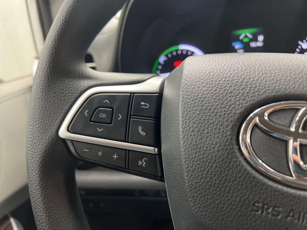 Used 2021 Toyota Sienna LE image 23