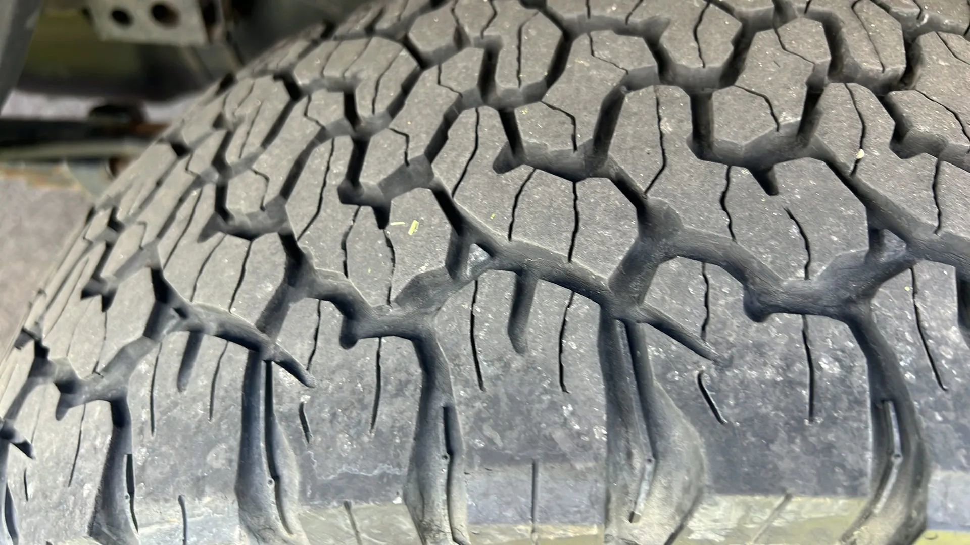 Used 2017 Toyota Tacoma SR image 29