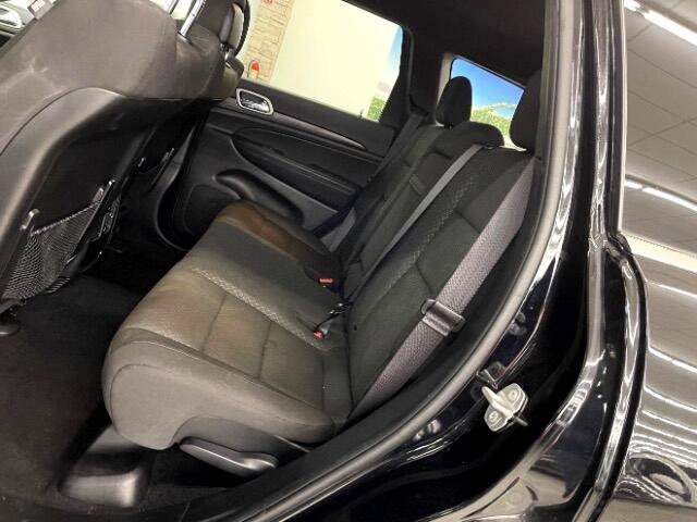 Used 2021 Jeep Grand Cherokee Laredo image 10