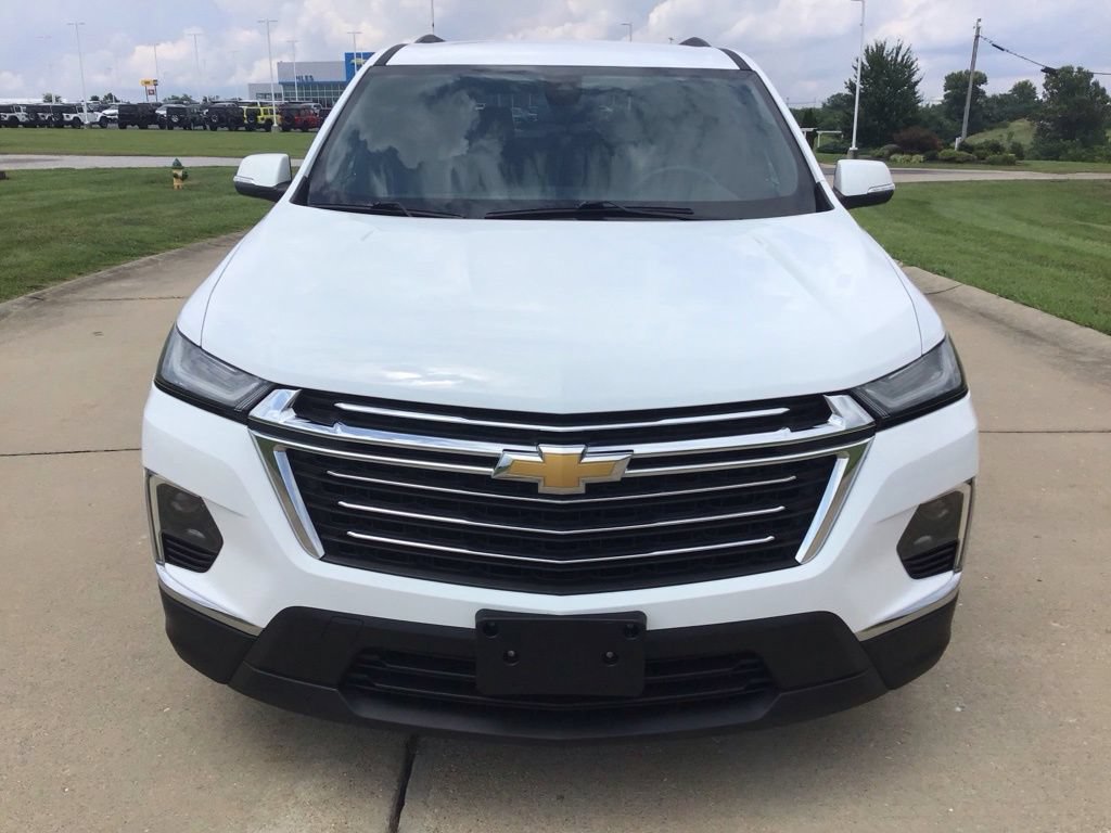 Used 2023 Chevrolet Traverse LT AWD/4WD image 2