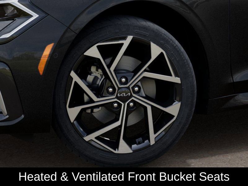 Used 2025 Kia K5 EX image 9