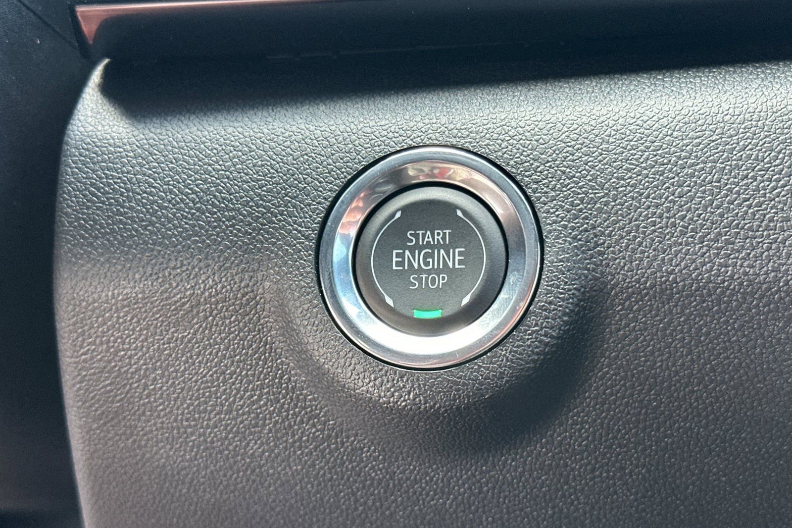 New 2026 GMC Terrain AT4 w/ Convenience Package III AWD/4WD image 25