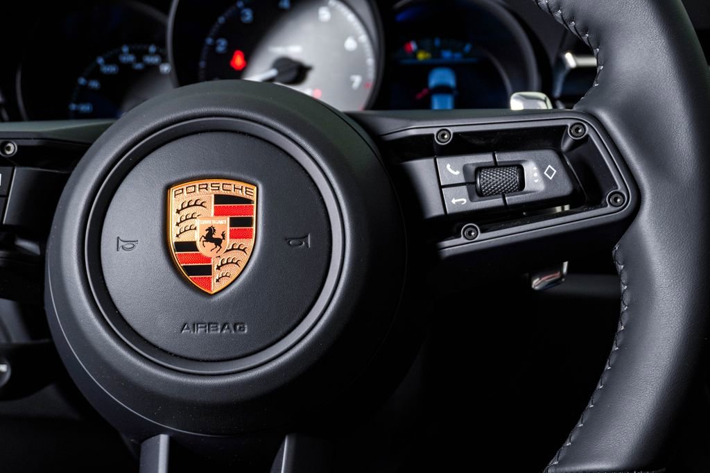 New 2026 Porsche Macan S AWD/4WD image 19