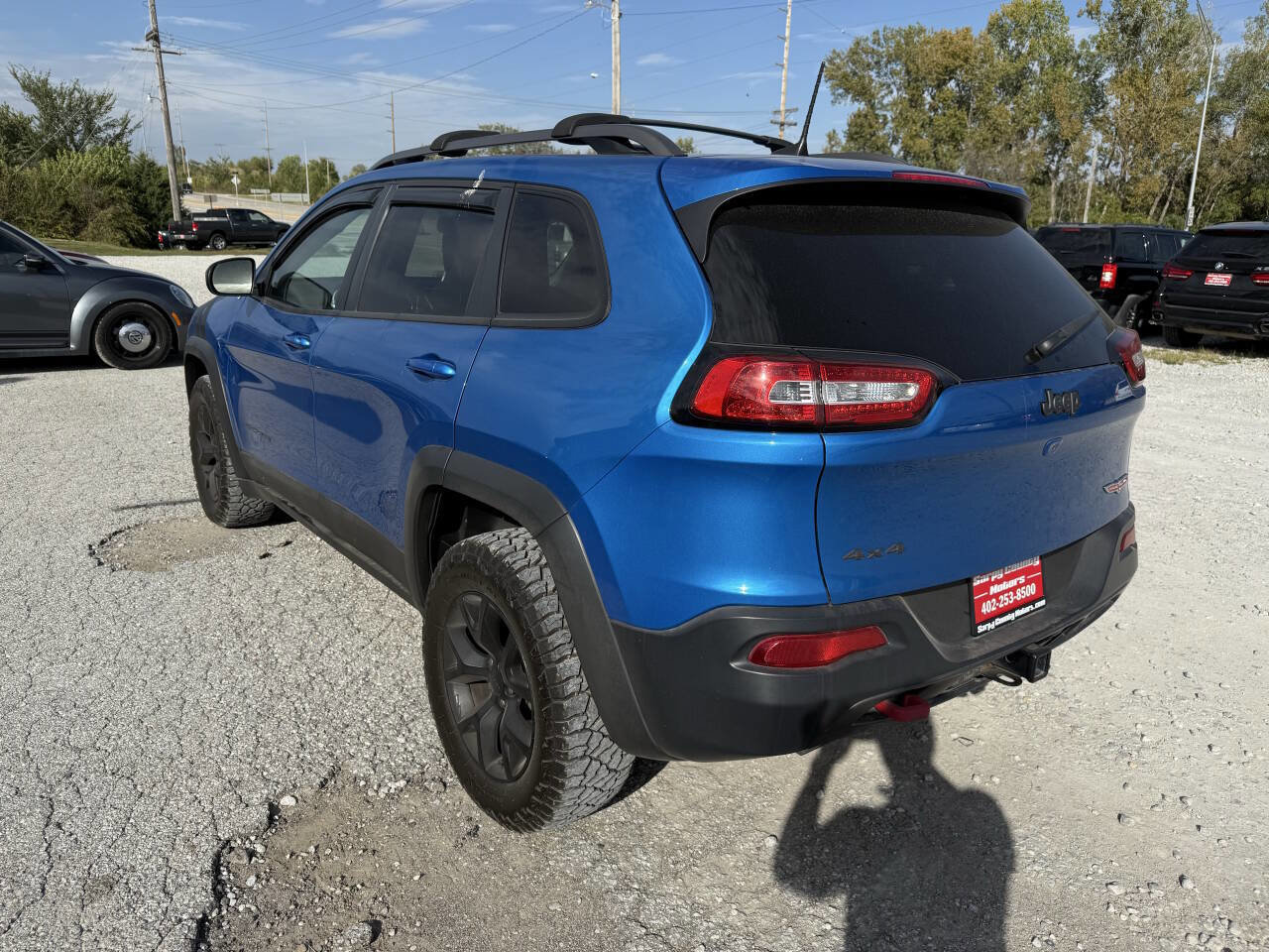 Used 2017 Jeep Cherokee Trailhawk w/ Cold Weather Group image 5