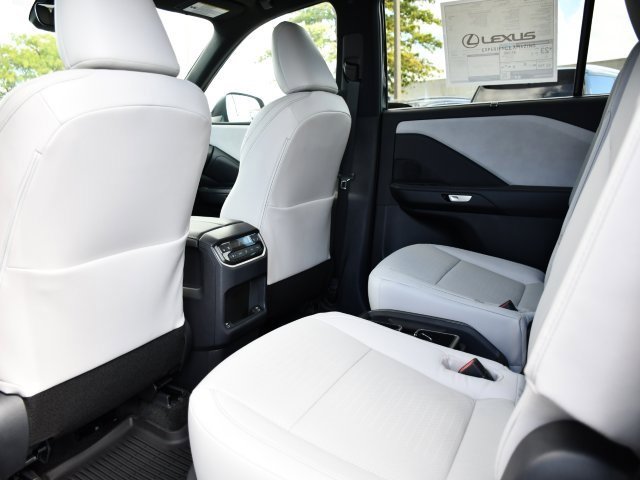 New 2026 Lexus TX 350 AWD image 16