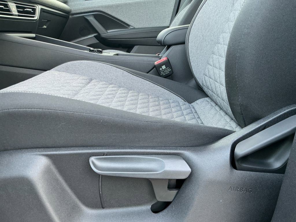 New 2026 Volkswagen Tiguan S image 22