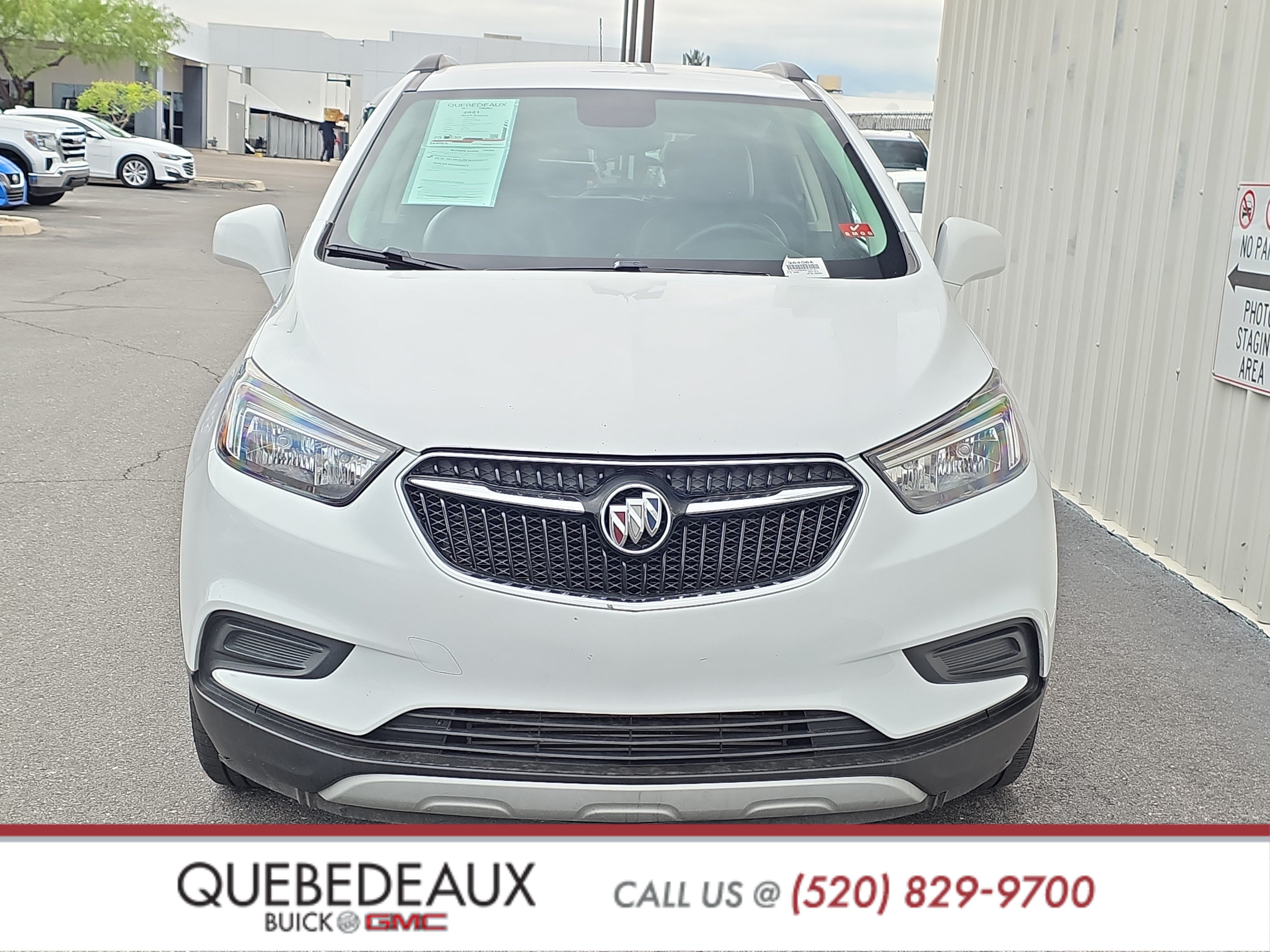 Used 2021 Buick Encore Preferred FWD image 2