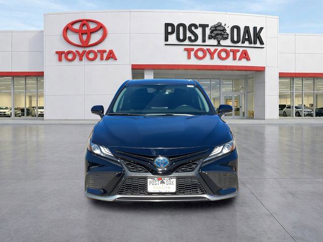 Used 2021 Toyota Camry XSE w/ Cold Weather Package image 2