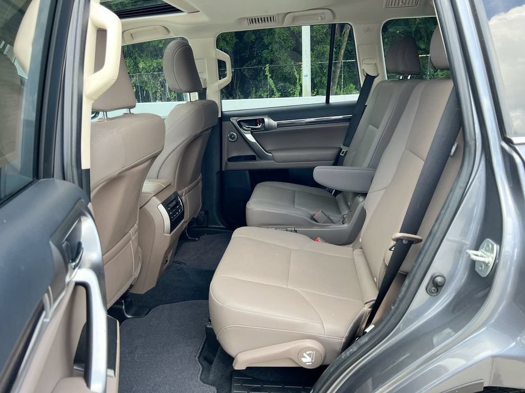 Certified 2023 Lexus GX 460 Premium w/ Accessory Package AWD/4WD image 20