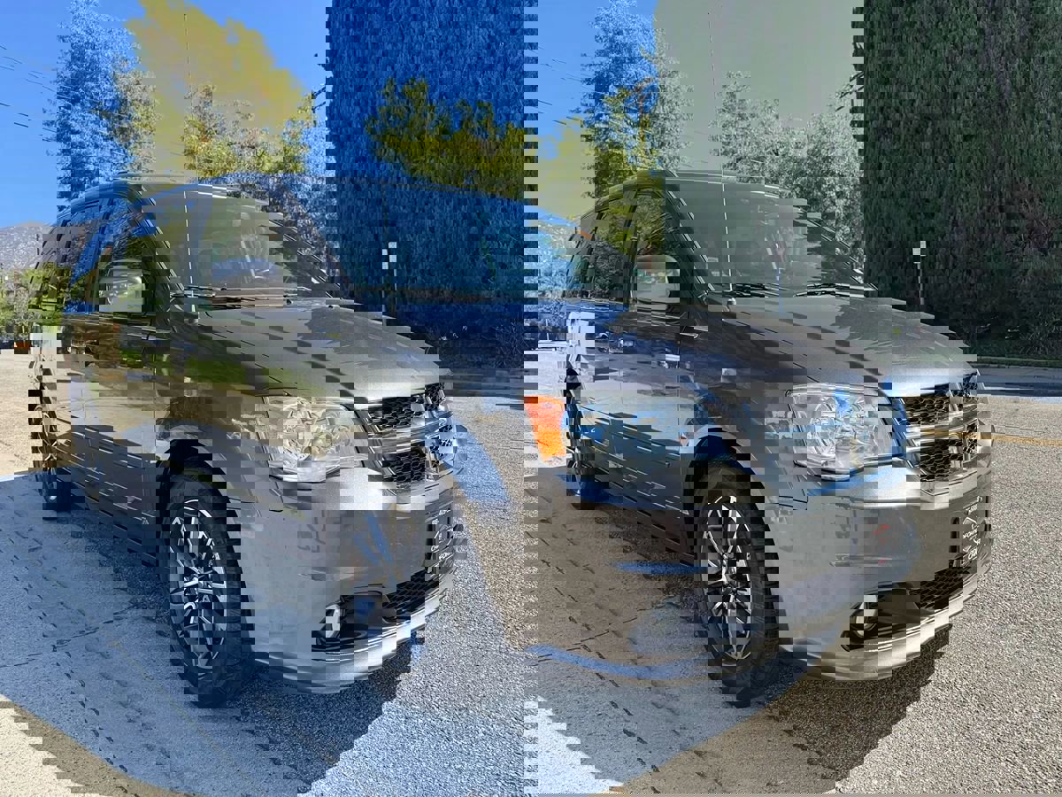 Used 2017 Dodge Grand Caravan SXT