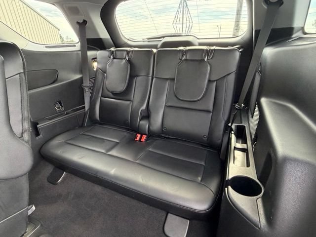 Used 2021 Ford Explorer Limited w/ Equipment Group 301A AWD/4WD image 16