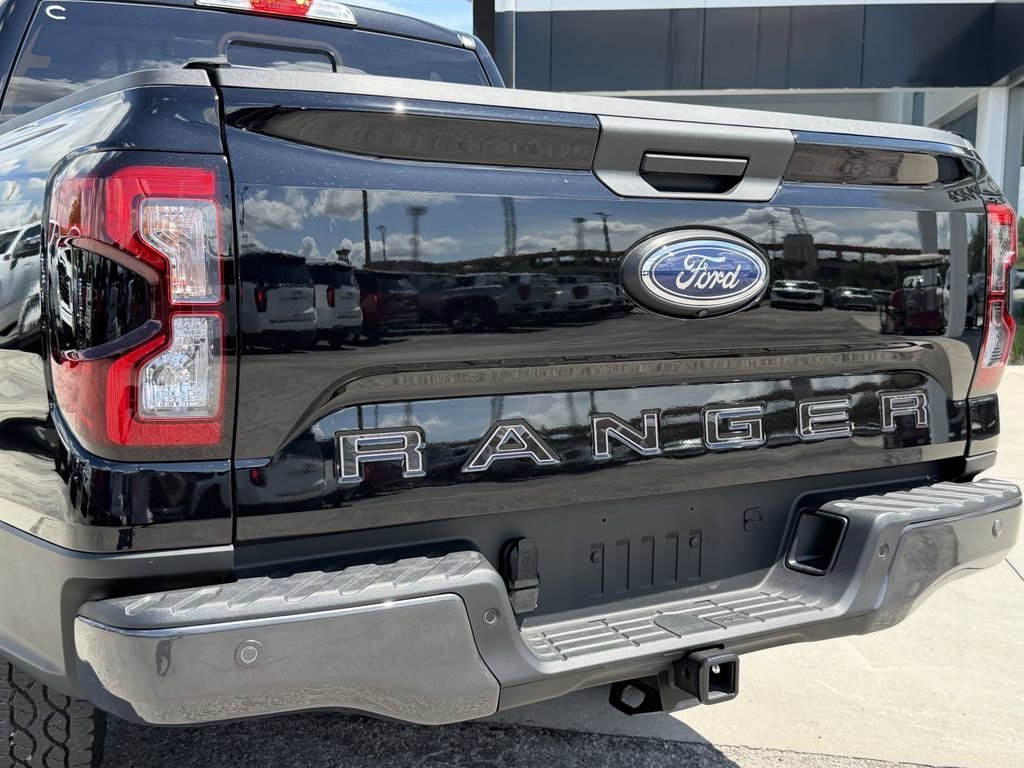 Used 2025 Ford Ranger XLT w/ Equipment Group 301A High RWD image 11