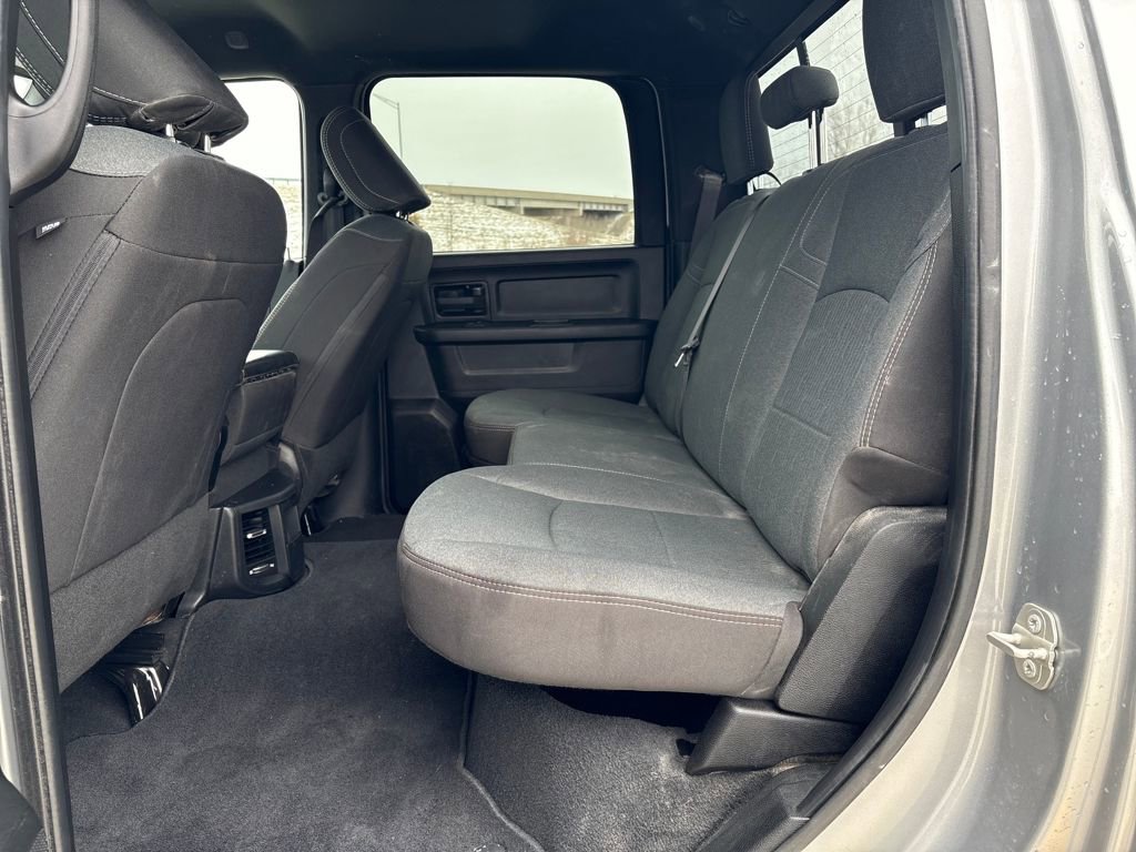 Used 2024 RAM 2500 Tradesman w/ Chrome Appearance Group image 24