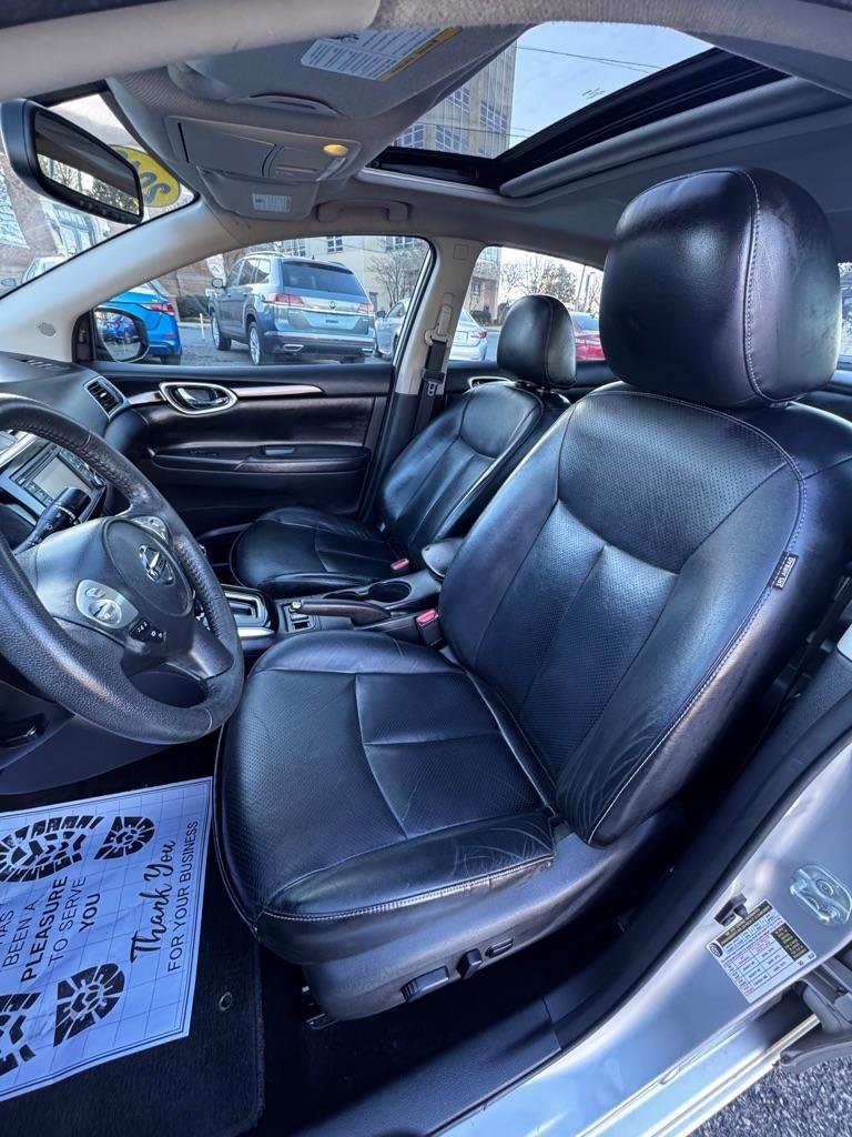 Used 2016 Nissan Sentra SL w/ Technology Package image 9