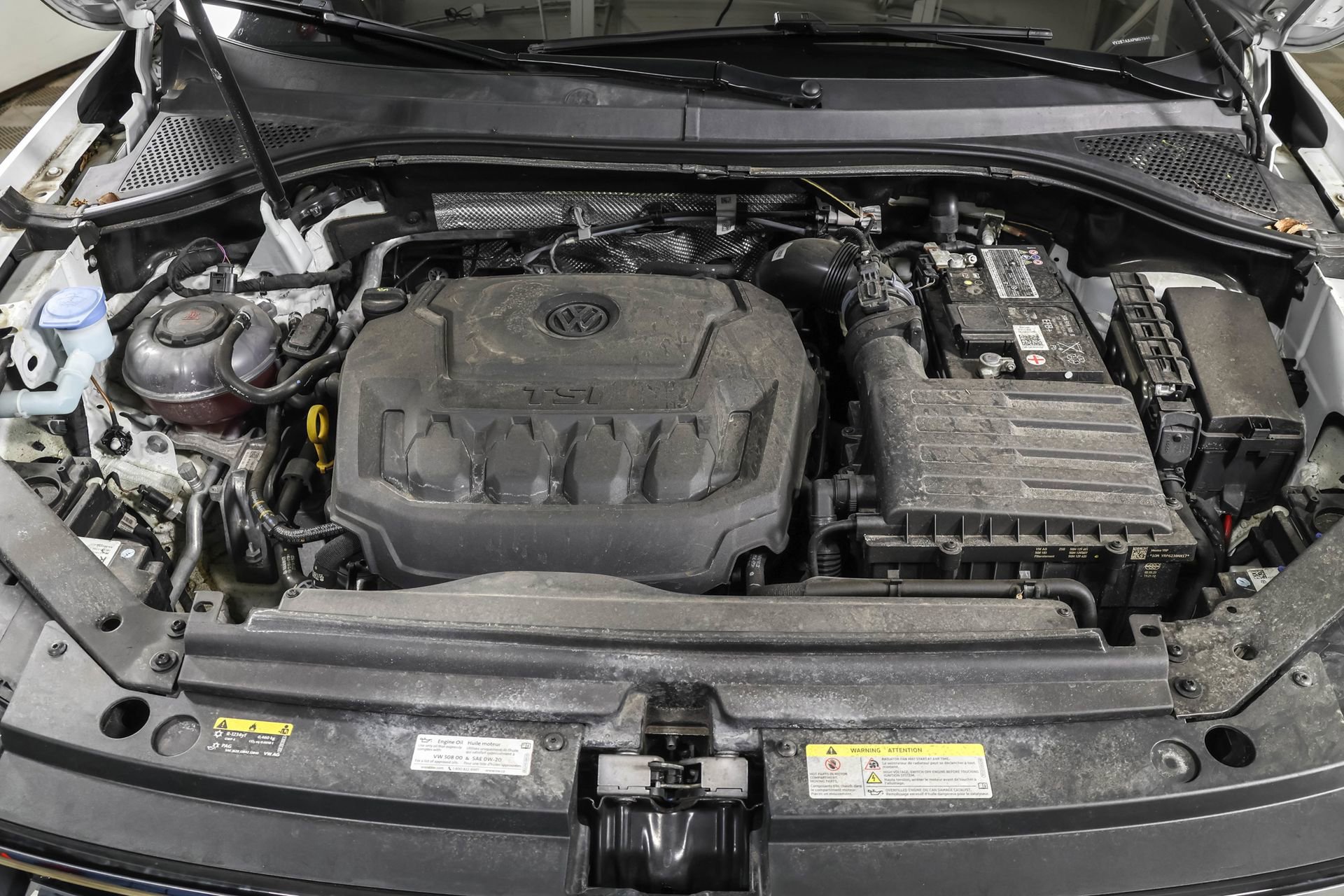 Used 2023 Volkswagen Tiguan SE AWD/4WD image 48