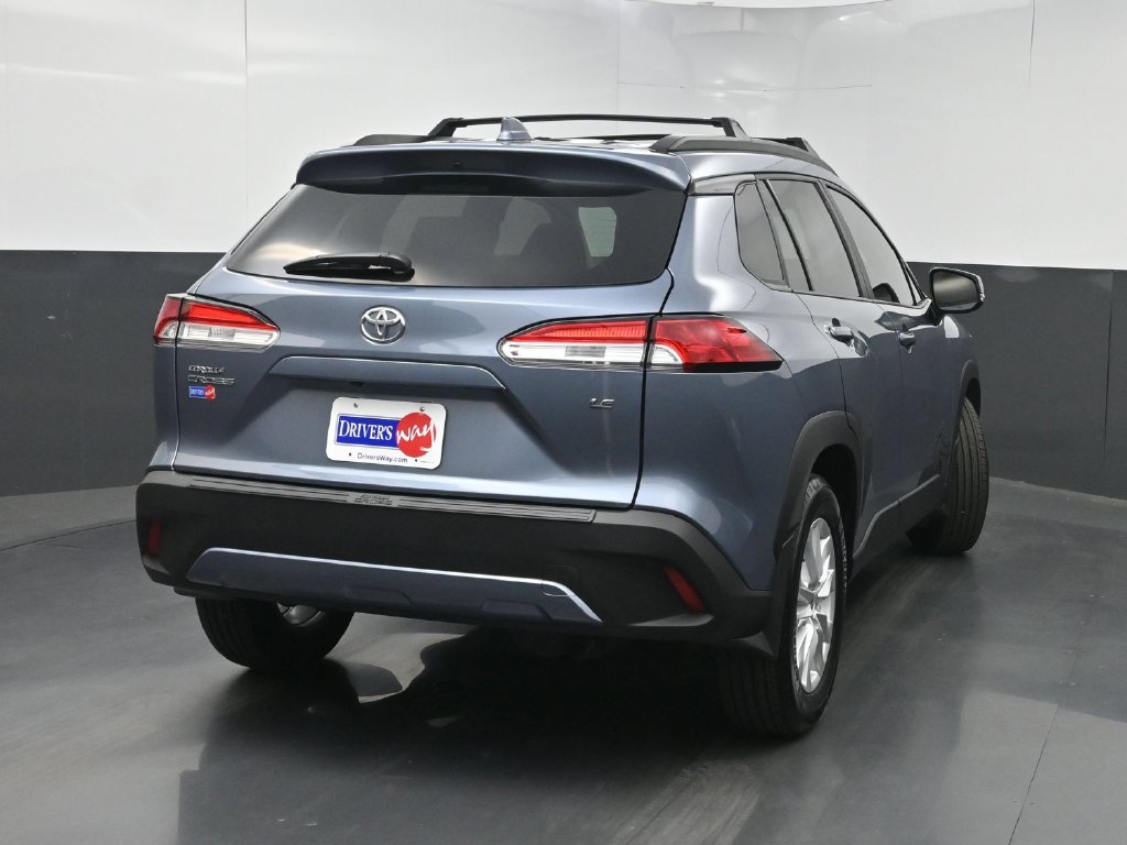 Used 2024 Toyota Corolla Cross LE w/ Moonroof Package FWD image 40