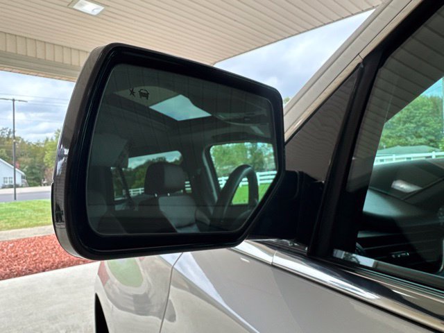 Used 2019 Chevrolet Tahoe Premier w/ Premier Plus Edition AWD/4WD image 42