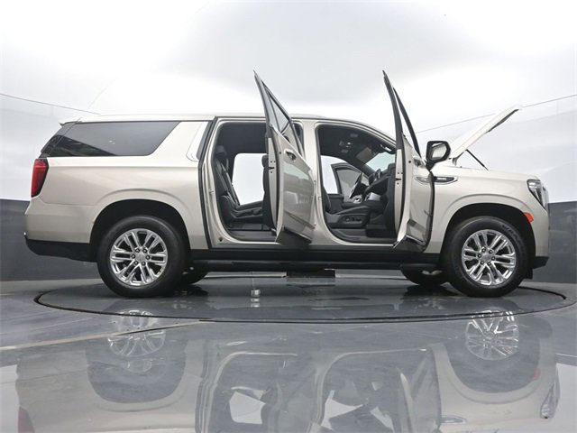 Used 2023 GMC Yukon XL SLT image 63