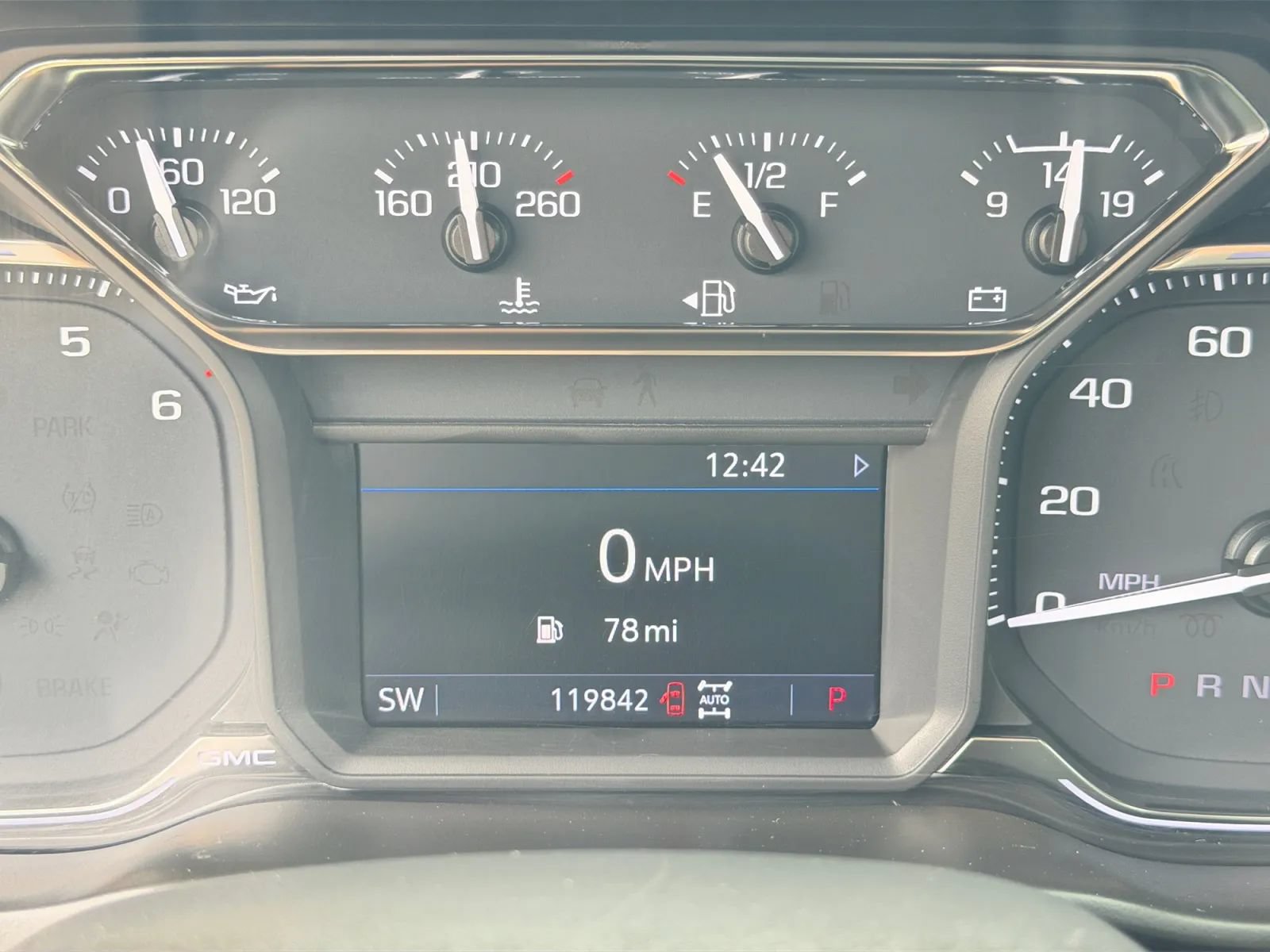 Used 2021 GMC Sierra 1500 AT4 w/ AT4 Value Package AWD/4WD image 23