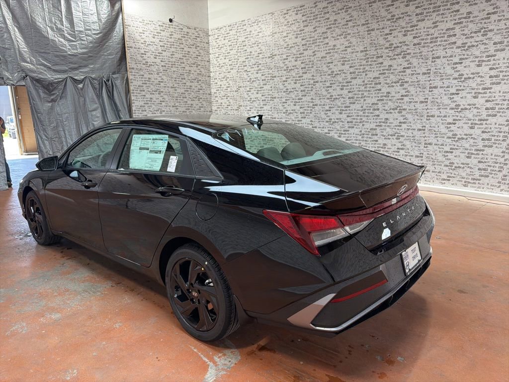 New 2026 Hyundai Elantra SEL Sport Premium FWD image 5