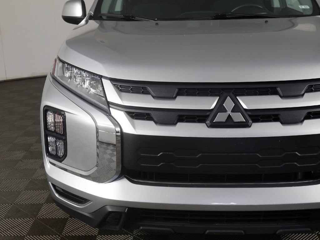 Used 2023 Mitsubishi Outlander Sport ES AWD/4WD image 8