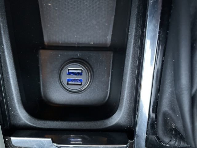 Used 2018 Volvo XC90 T6 Momentum w/ Convenience Package image 24