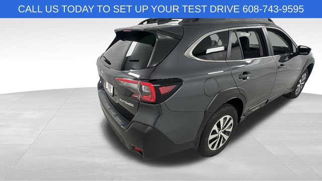 Certified 2025 Subaru Outback Premium image 3