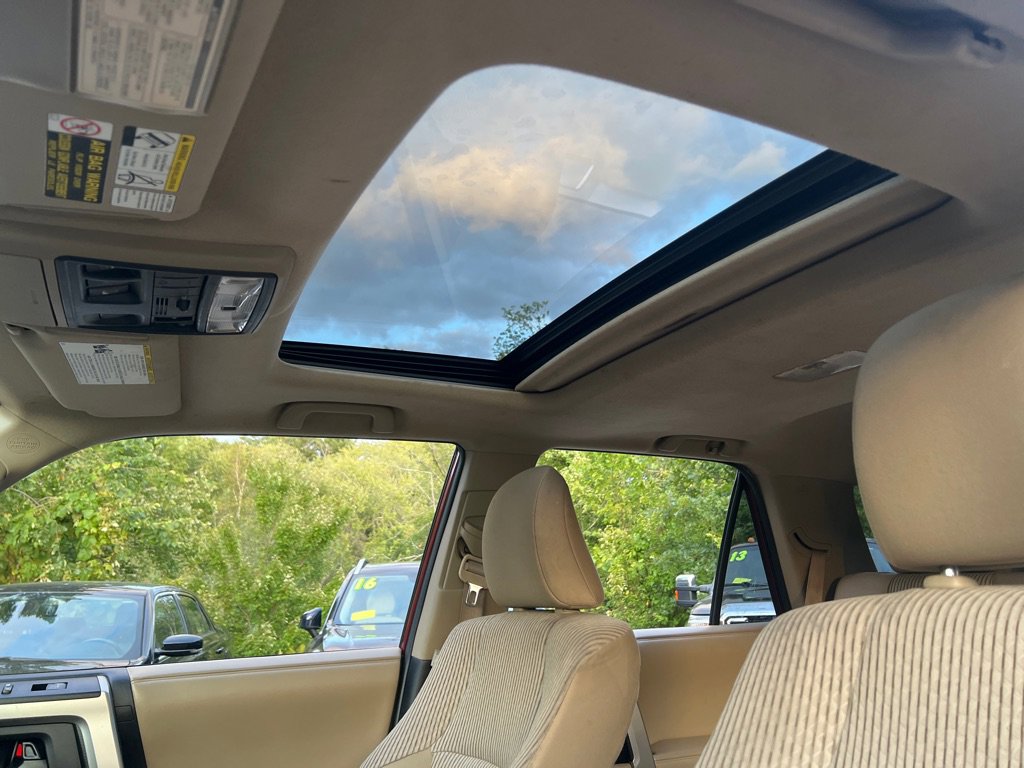 Used 2011 Toyota 4Runner SR5 image 32