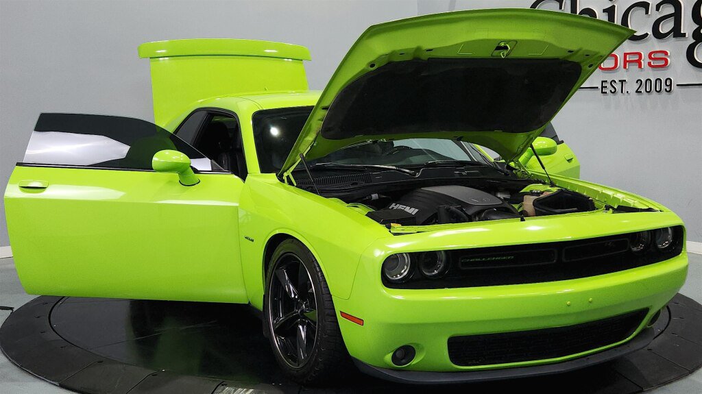 Used 2015 Dodge Challenger R/T w/ Quick Order Package 22B R/T RWD image 15