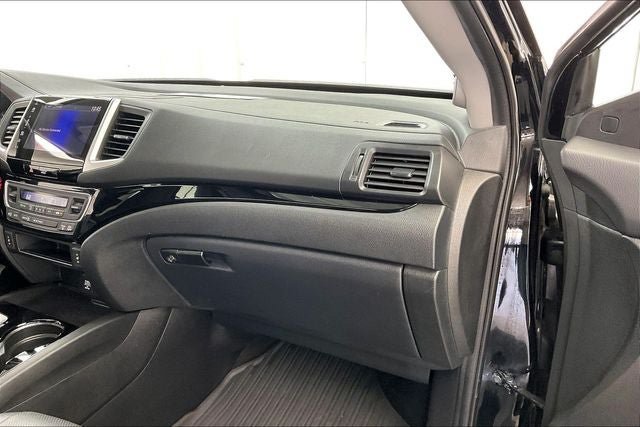 Used 2019 Honda Ridgeline RTL-E image 18