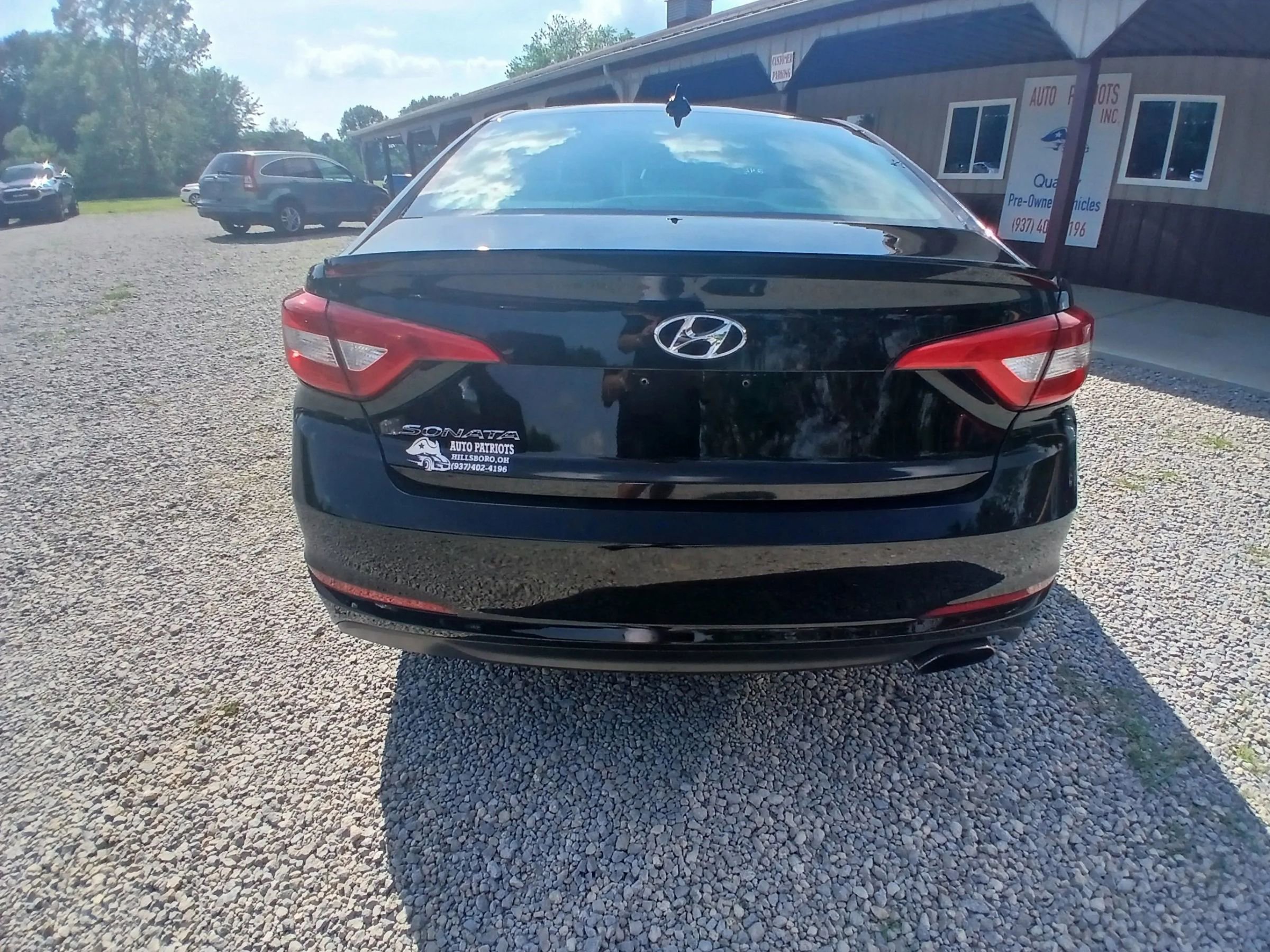 Used 2017 Hyundai Sonata SE image 3