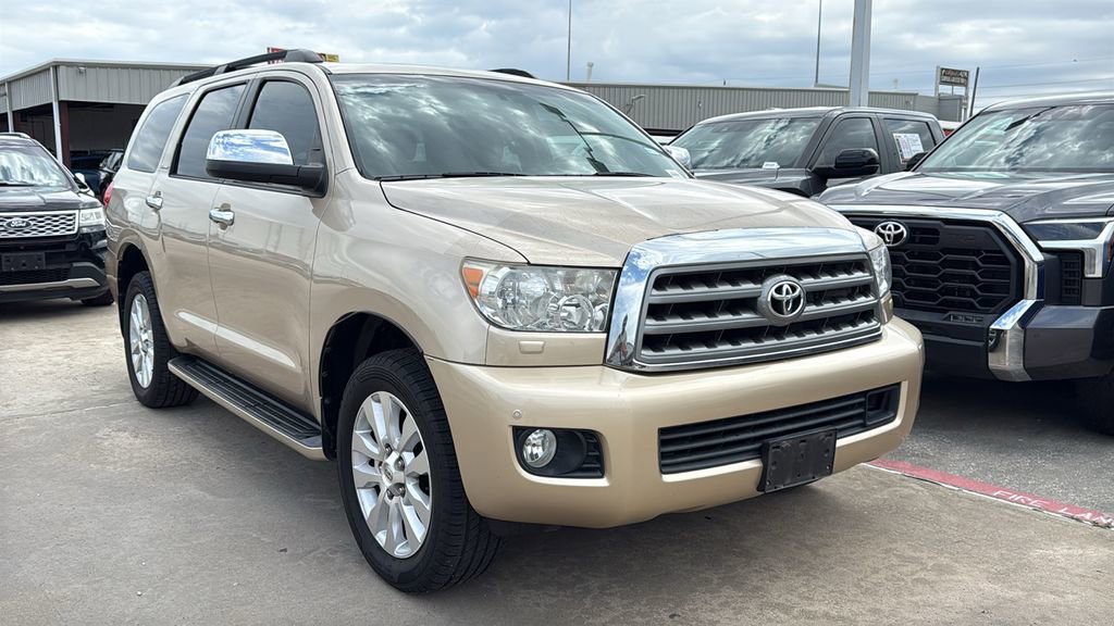Used 2014 Toyota Sequoia Platinum RWD image 2