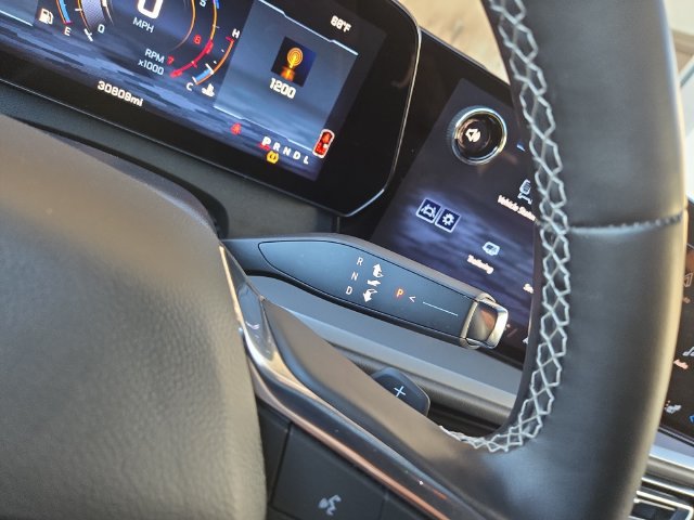 Certified 2026 Chevrolet Traverse LT FWD image 18