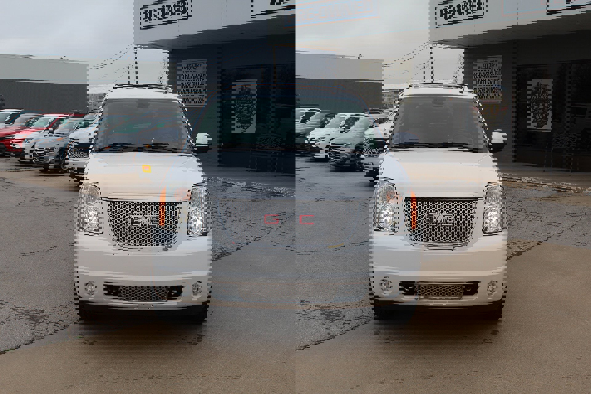 Used 2007 GMC Yukon Denali image 12