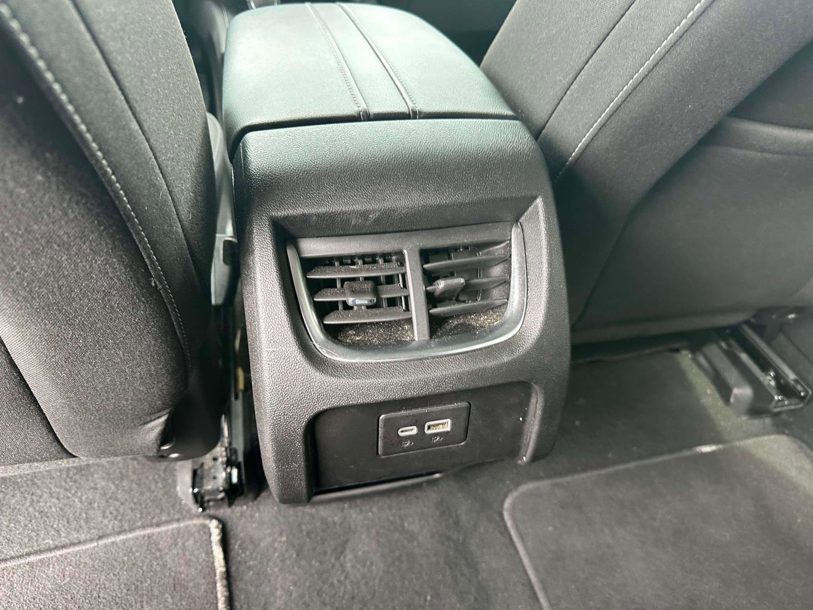 Used 2024 Chevrolet Blazer LT image 11