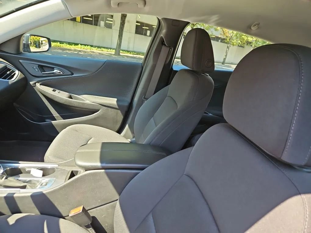 Used 2023 Chevrolet Malibu LT image 20