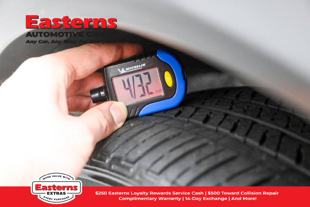 Used 2022 Nissan Rogue Sport SL w/ Premium Package AWD/4WD image 28
