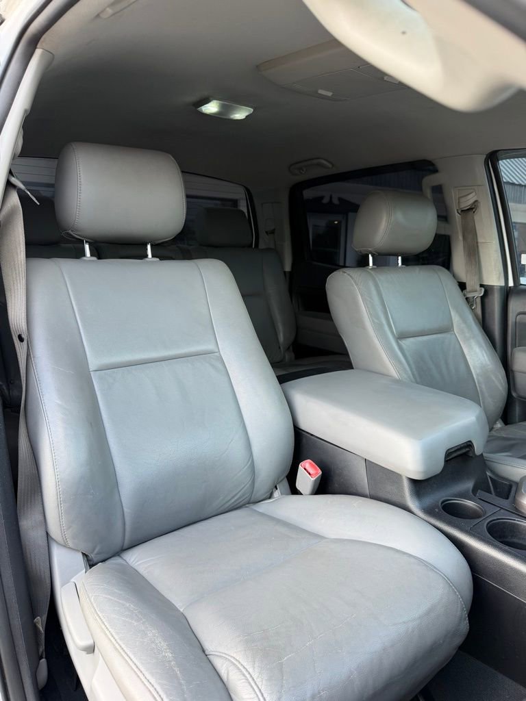 Used 2013 Toyota Tundra 2WD CrewMax w/ SR5 Pkg image 21