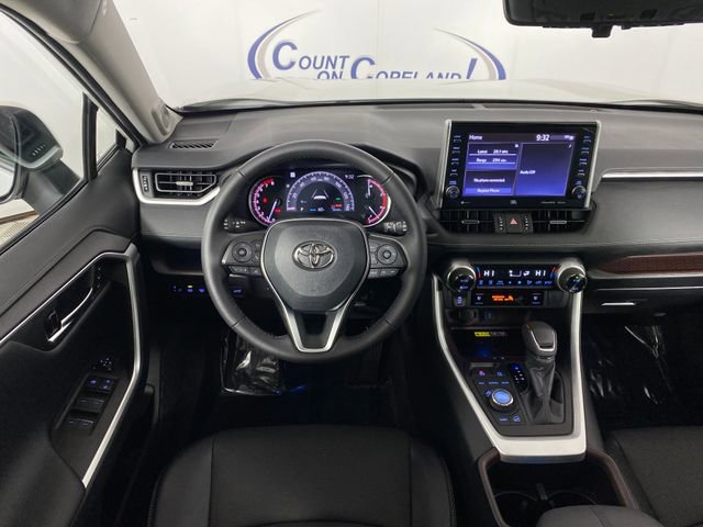 Certified 2022 Toyota RAV4 Limited AWD/4WD image 17