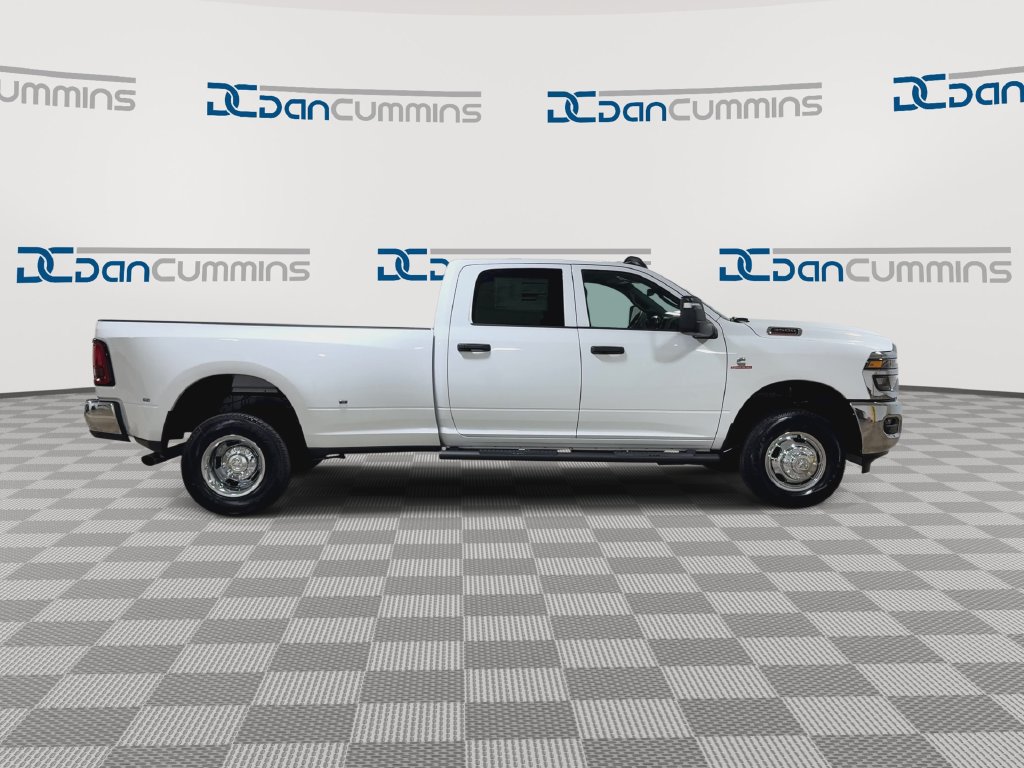 New 2027 RAM 3500 Tradesman AWD/4WD image 9