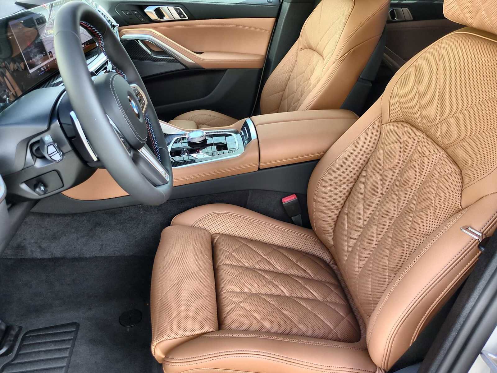 New 2026 BMW X6 M60i image 16