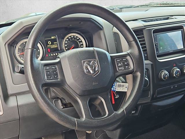 Used 2017 RAM 1500 Express RWD image 14